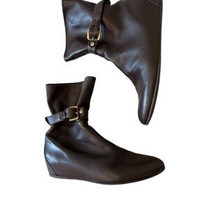 Stuart Weitzman size 8 mint near new condition chocolate brown platform booties